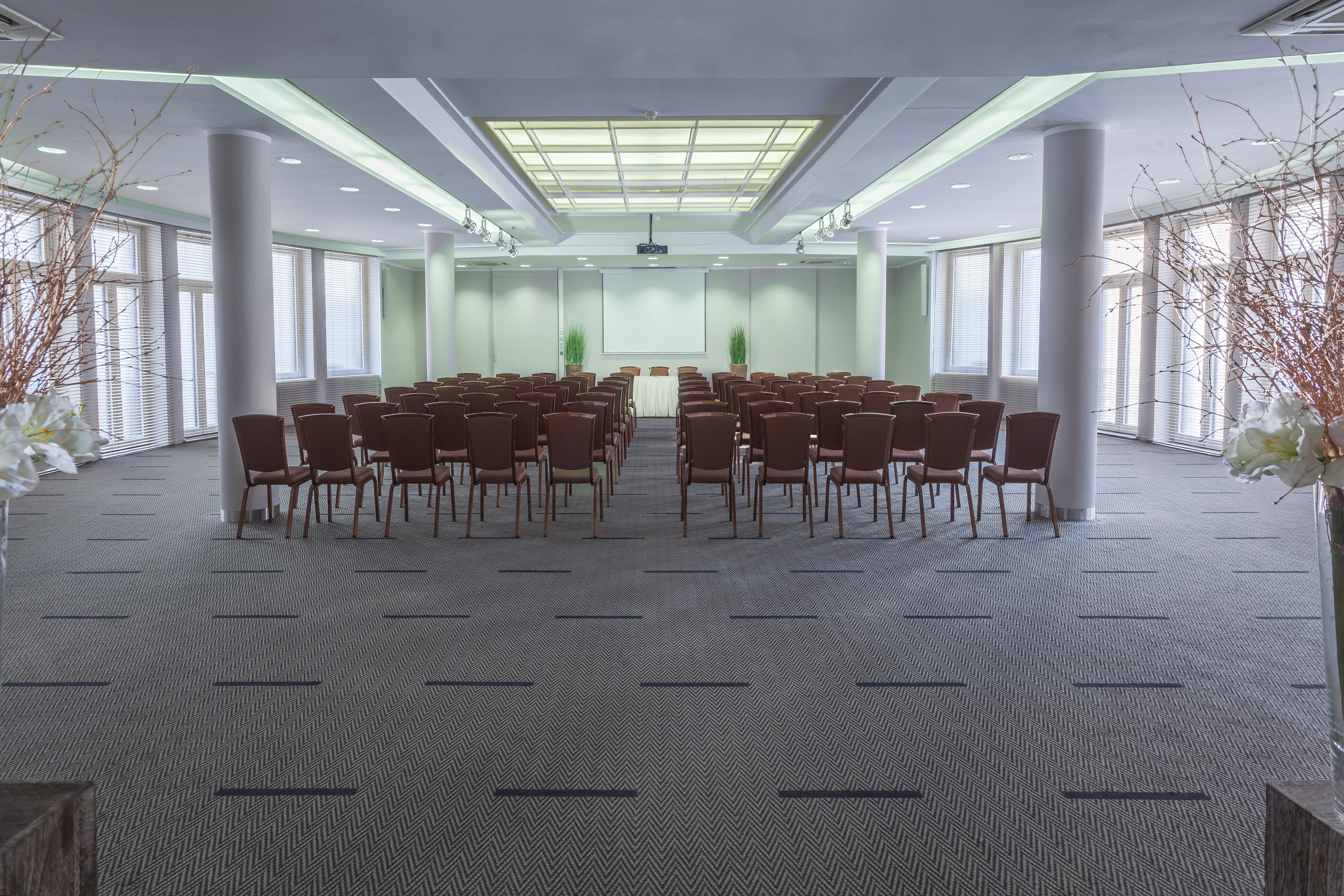 Jalta Boutique Hotel Praga Exterior foto The main conference room